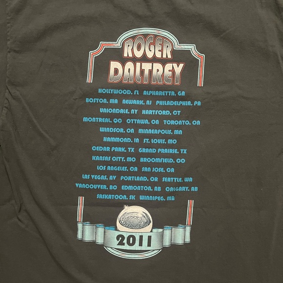 Roger Daltrey Performs the WHO’s Tommy Tour 2011 Size XL - Picture 2 of 2
